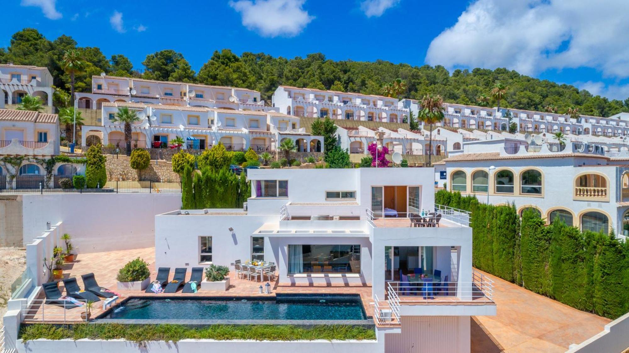 Villa Moderna - Plusholidays Calpe Bagian luar foto